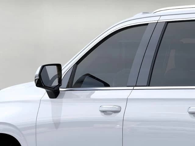 Cadillac Escalade ESV 4WD Luxury 4dr 2026 — side view