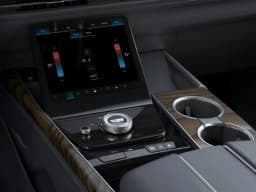Cadillac Escalade ESV 4WD Platinum Sport 4dr 2026 — side view