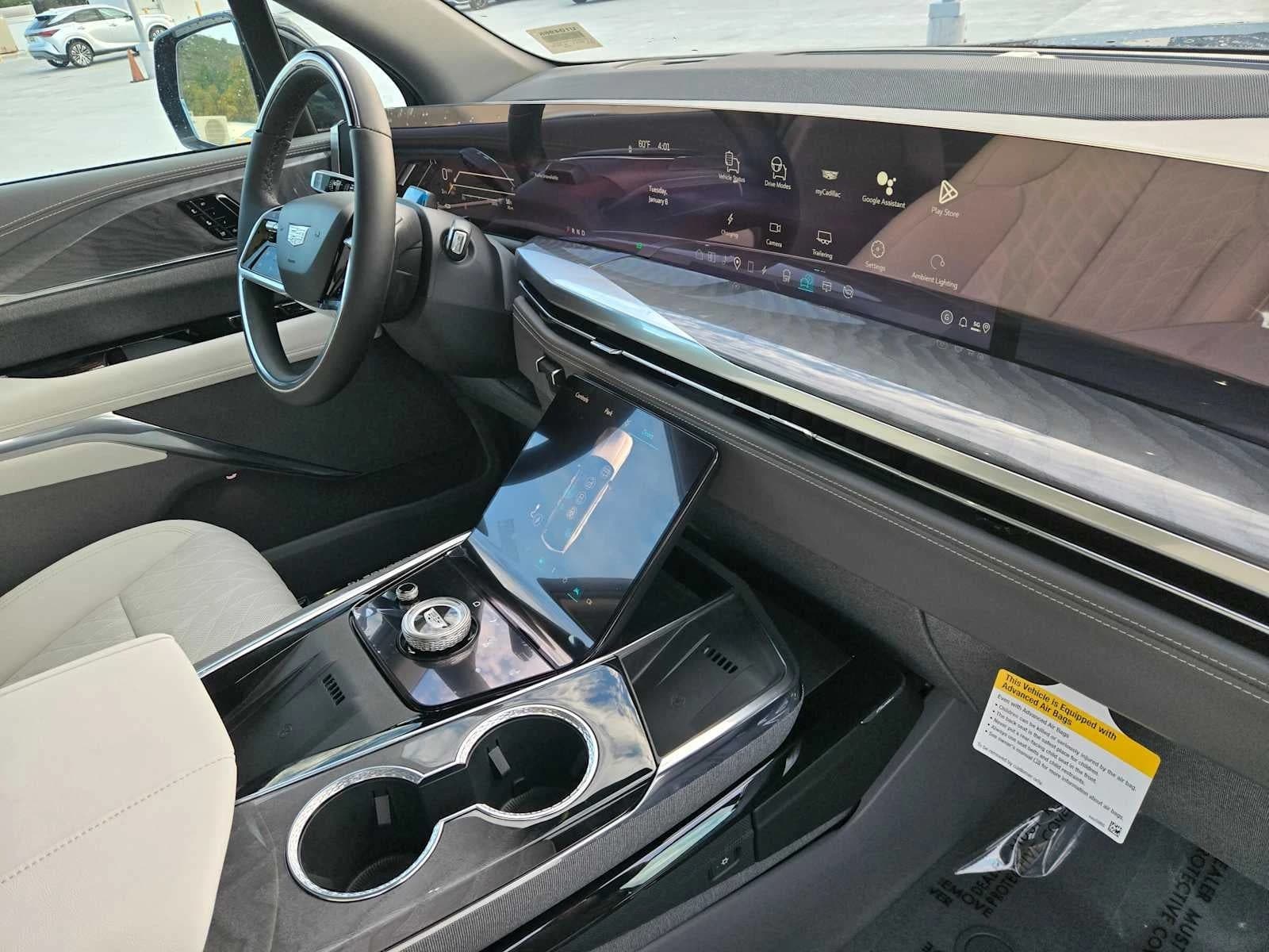 Cadillac Escalade IQ Luxury AWD 4dr 2026 — side view