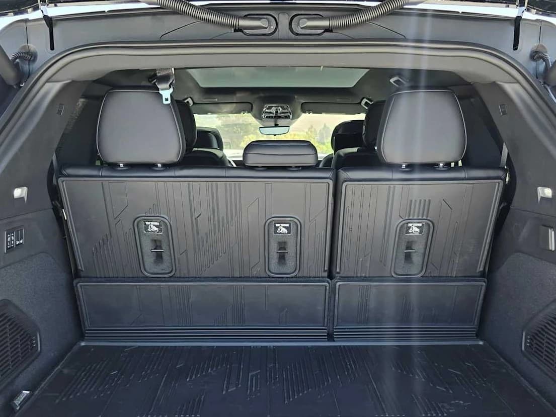 Cadillac Escalade IQ Luxury AWD 4dr 2026 — side view