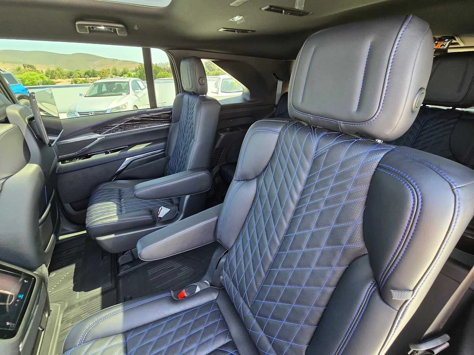 Cadillac Escalade IQ Luxury AWD 4dr 2026 — side view