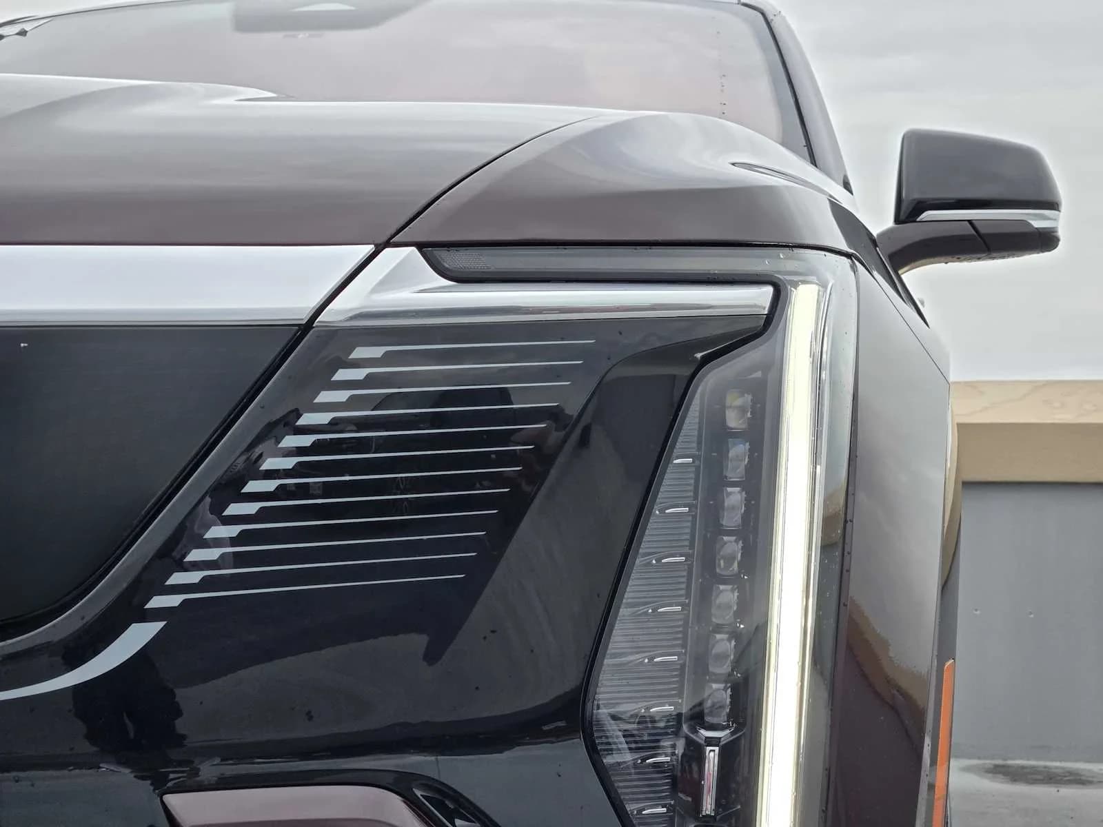 Cadillac Escalade IQ Luxury AWD 4dr 2026 — side view
