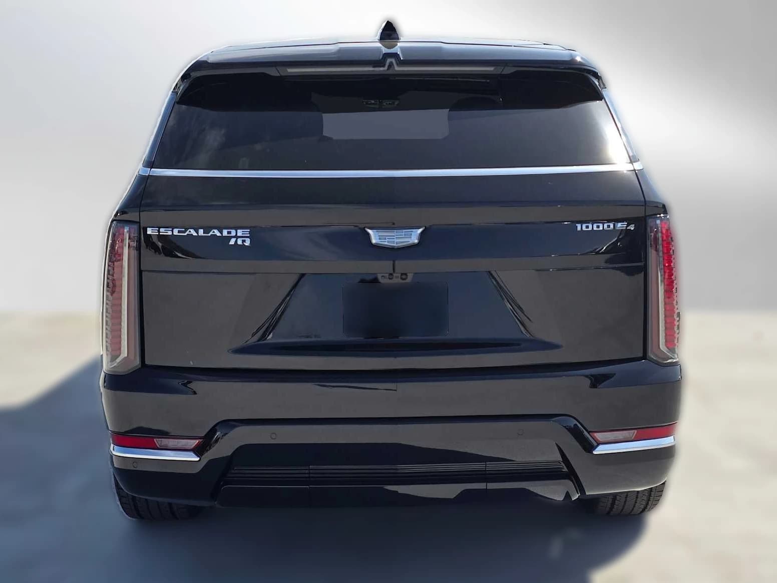 Cadillac Escalade IQ Luxury AWD 4dr 2026 — side view
