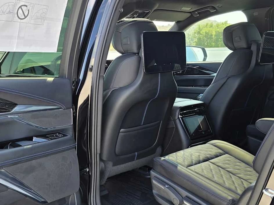 Cadillac Escalade IQ Luxury AWD 4dr 2026 — side view