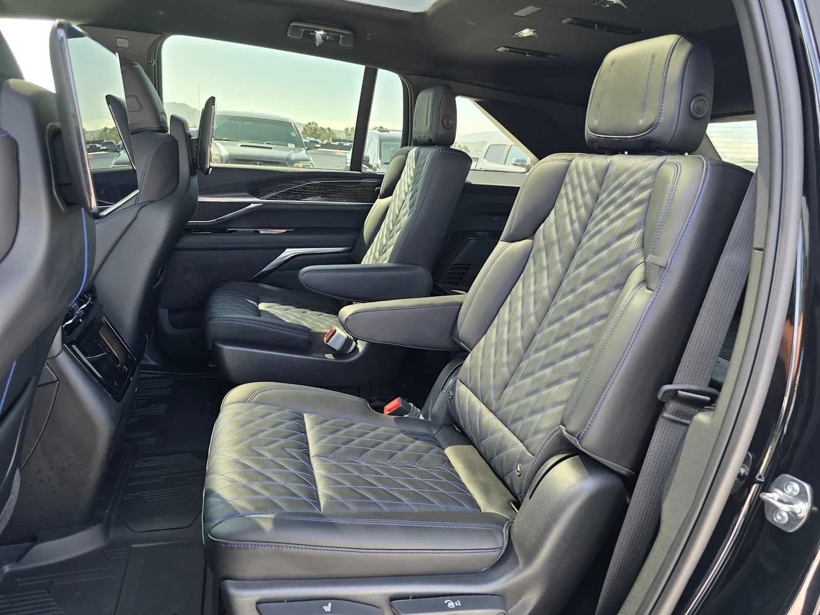 Cadillac Escalade IQ Luxury AWD 4dr 2026 — side view