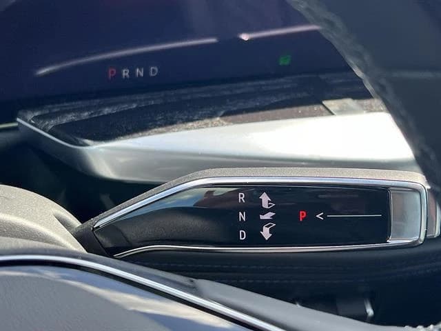 Cadillac Escalade IQ Luxury AWD 4dr 2026 — side view