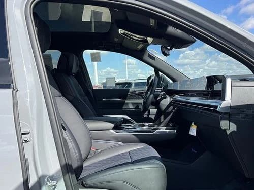 Cadillac Escalade IQ Luxury AWD 4dr 2026 — side view