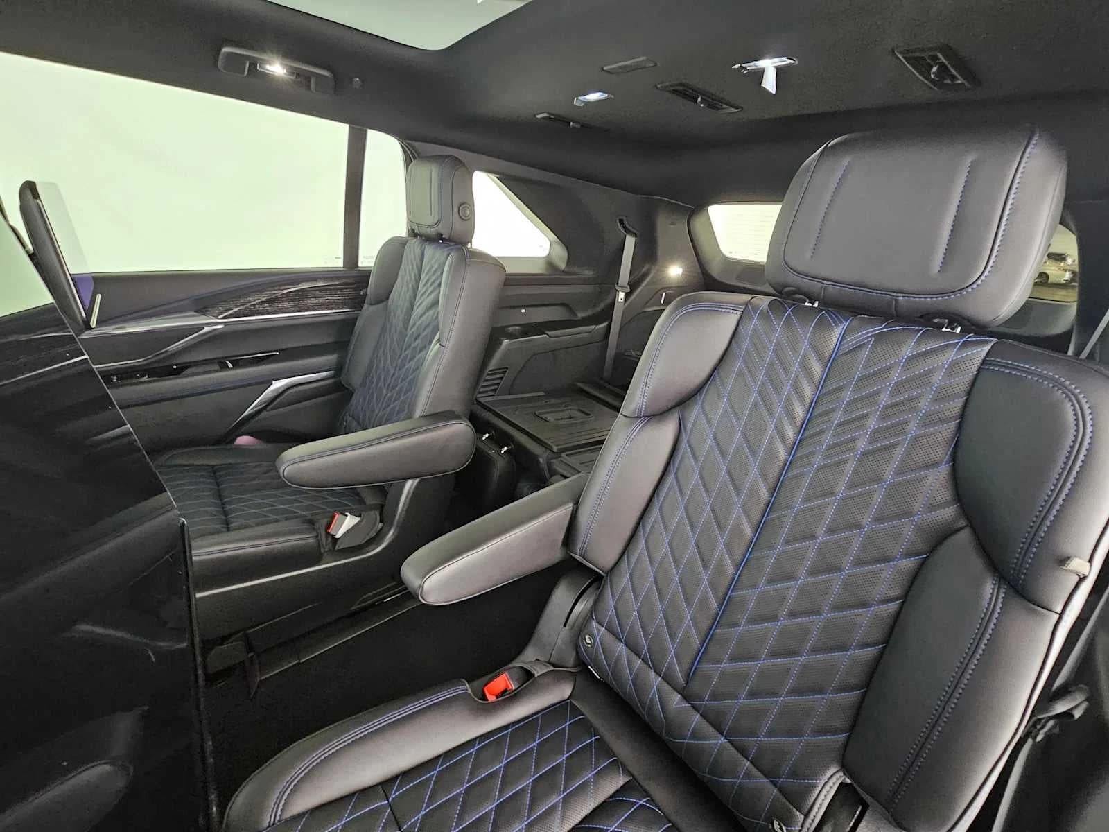 Cadillac Escalade IQ Luxury AWD 4dr 2026 — side view