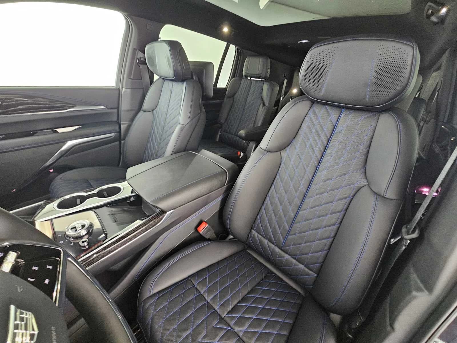 Cadillac Escalade IQ Luxury AWD 4dr 2026 — side view