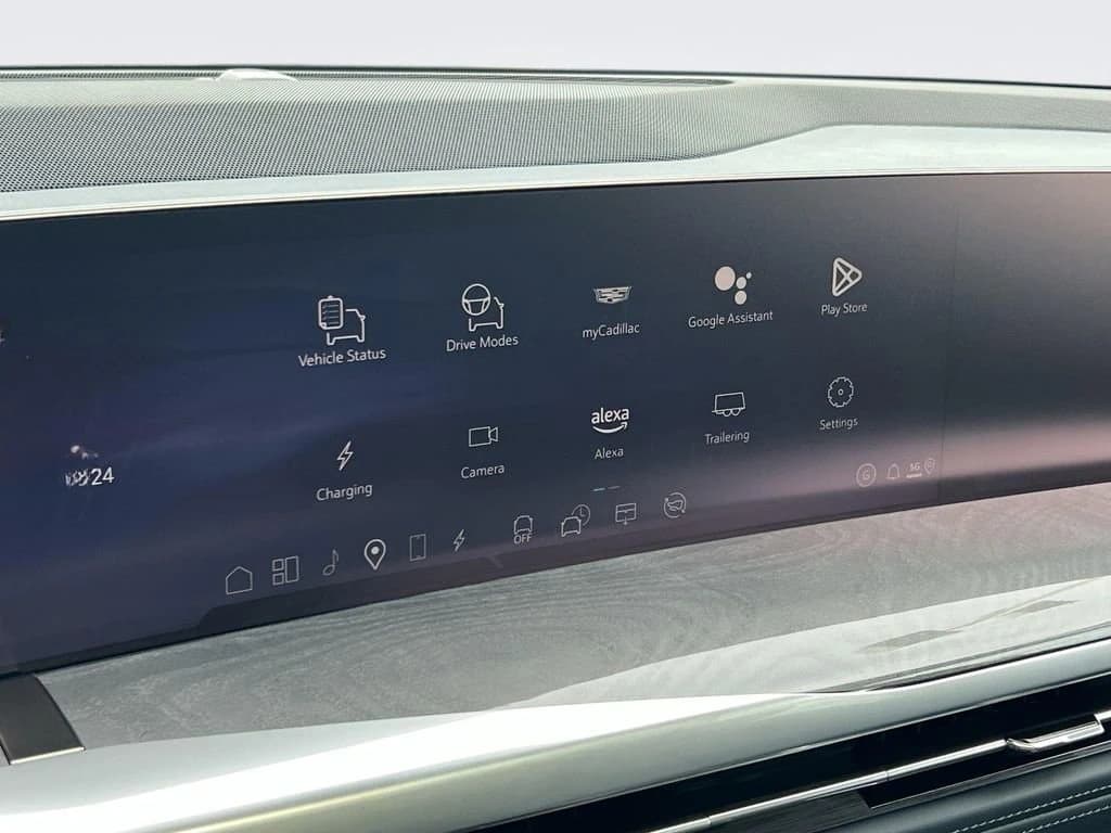 Cadillac Escalade IQ Luxury 2 AWD 4dr 2025 — side view