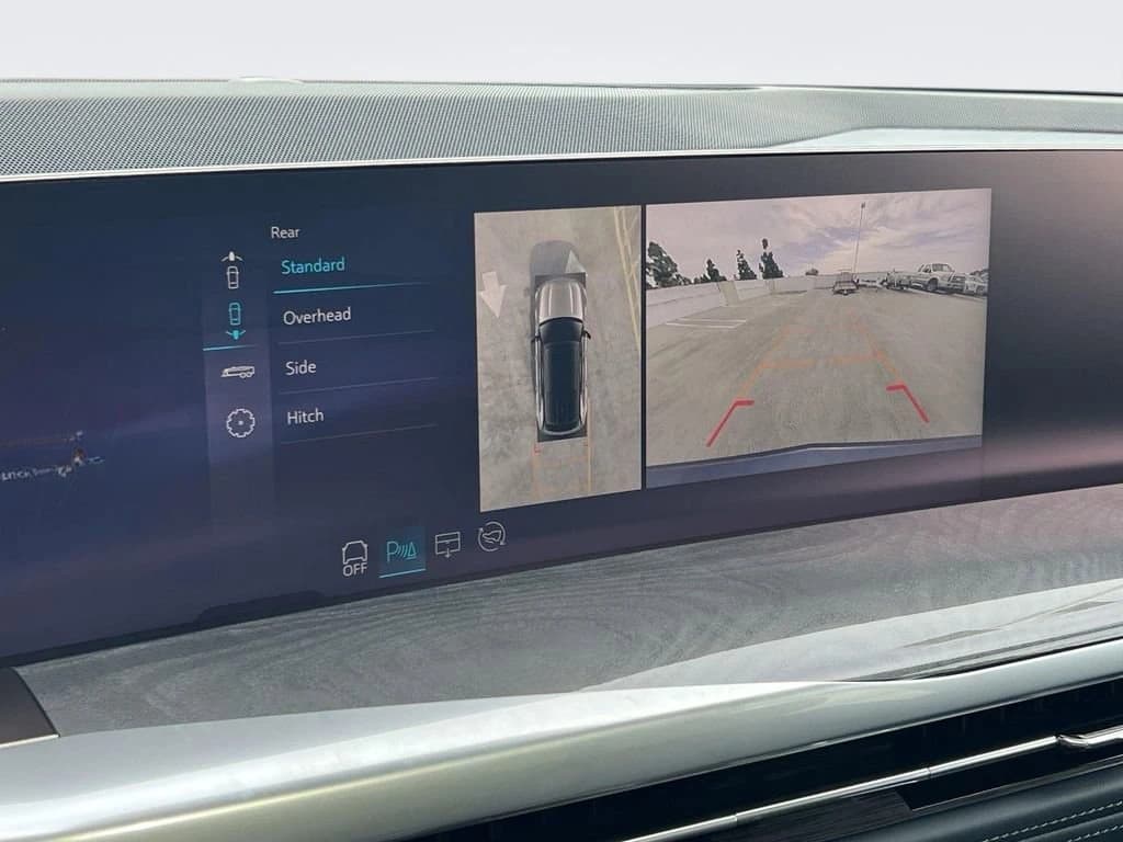 Cadillac Escalade IQ Luxury 2 AWD 4dr 2025 — side view