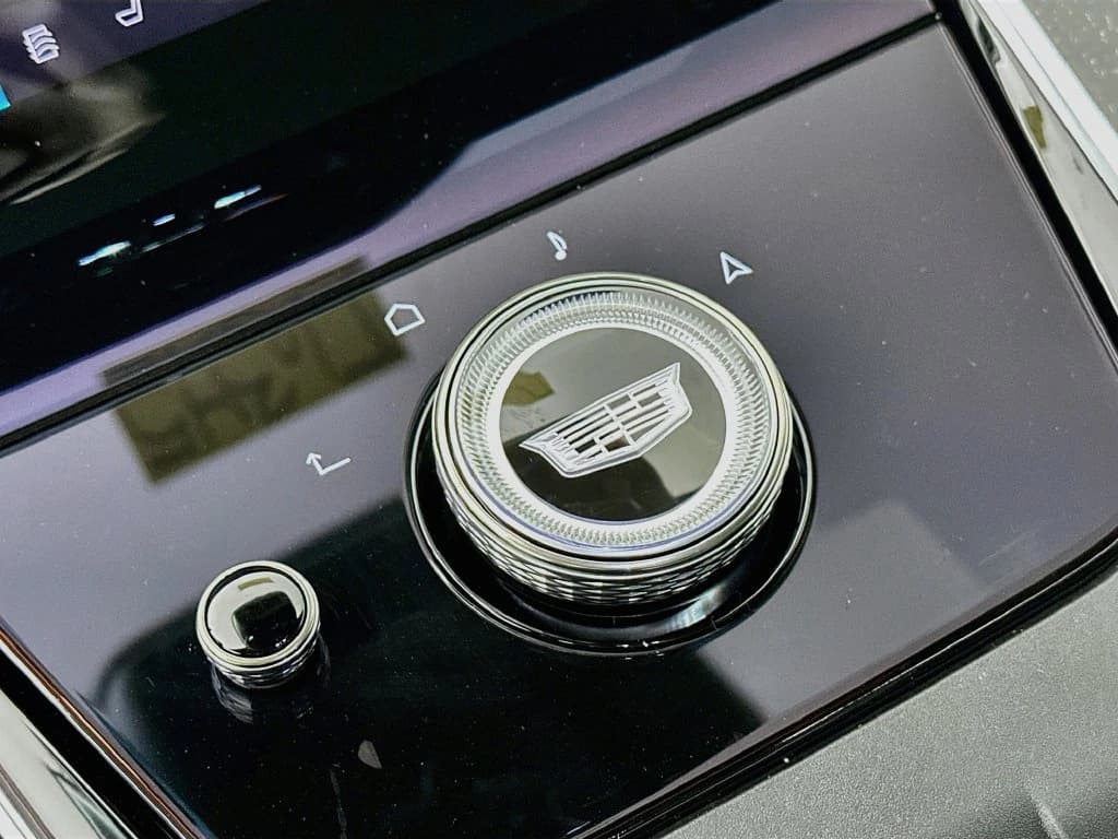 Cadillac Escalade IQ Sport AWD 4dr 2026 — side view