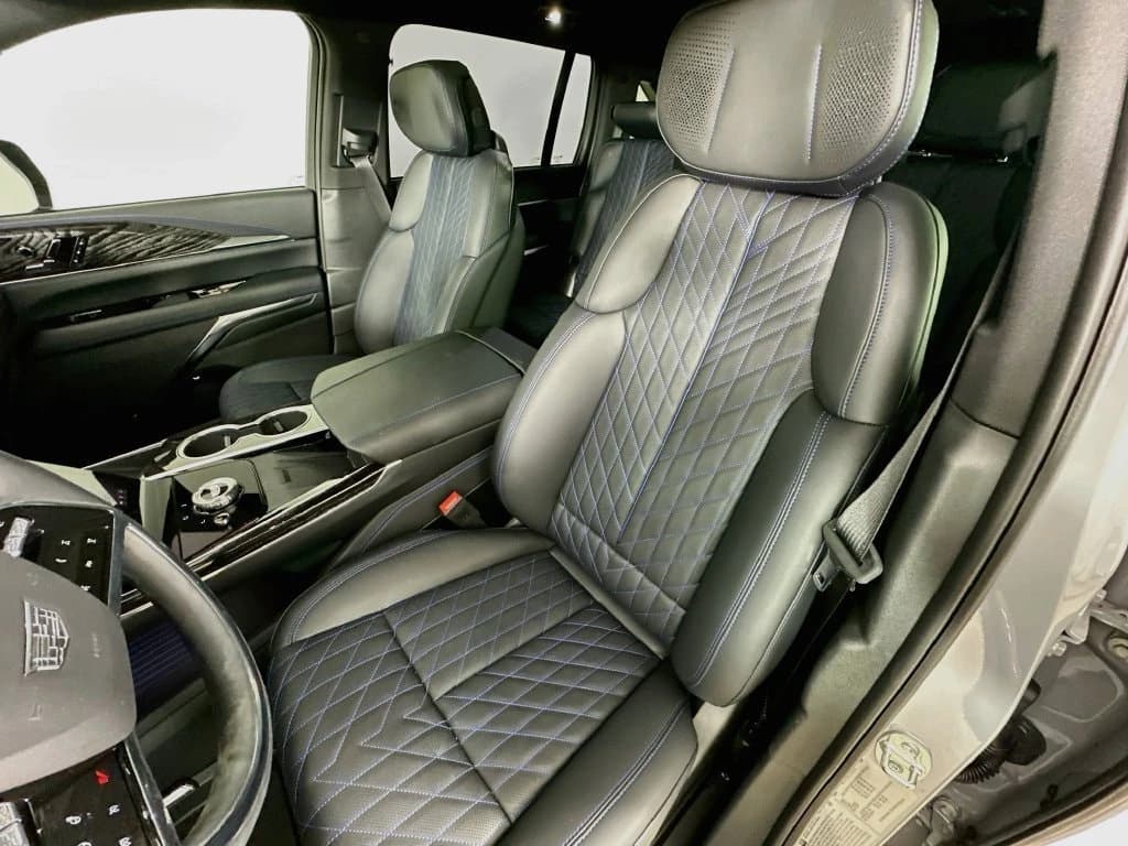 Cadillac Escalade IQ Sport AWD 4dr 2026 — side view