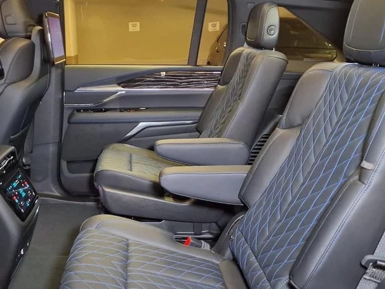 Cadillac Escalade IQ Sport AWD 4dr 2026 — side view