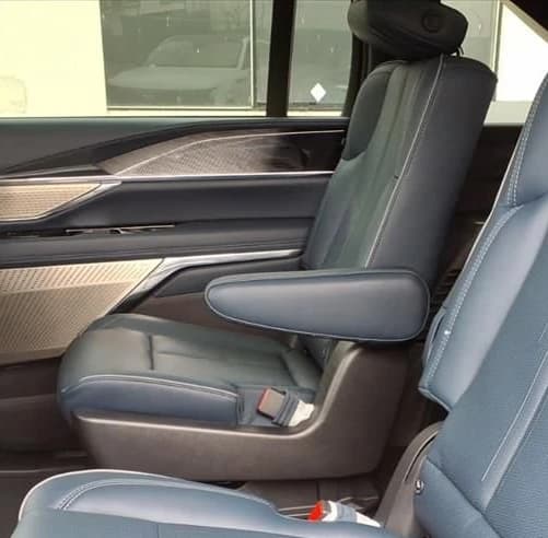 Cadillac Escalade IQ Premium Sport AWD 4dr 2026 — side view