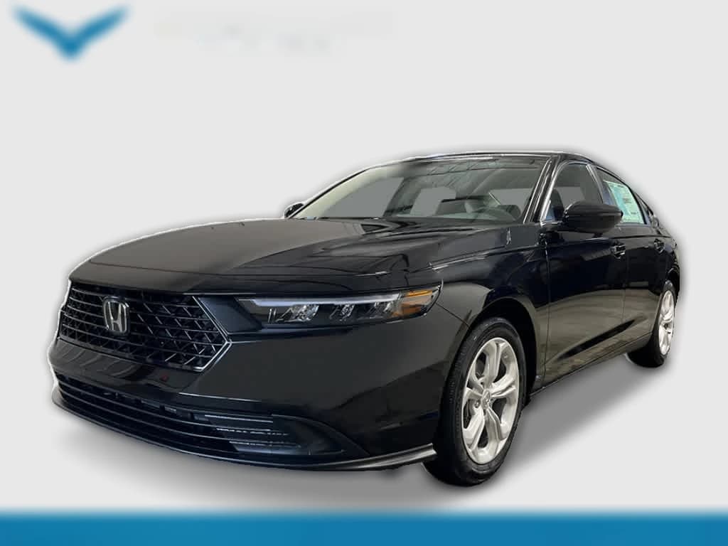 Honda Accord Sedan LX CVT 2026 — side view
