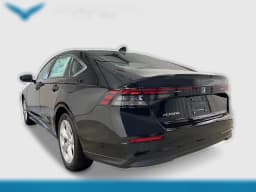 Honda Accord Sedan LX CVT 2026 — side view