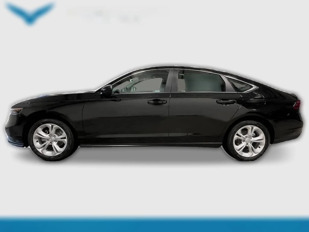 Honda Accord Sedan LX CVT 2026 — side view