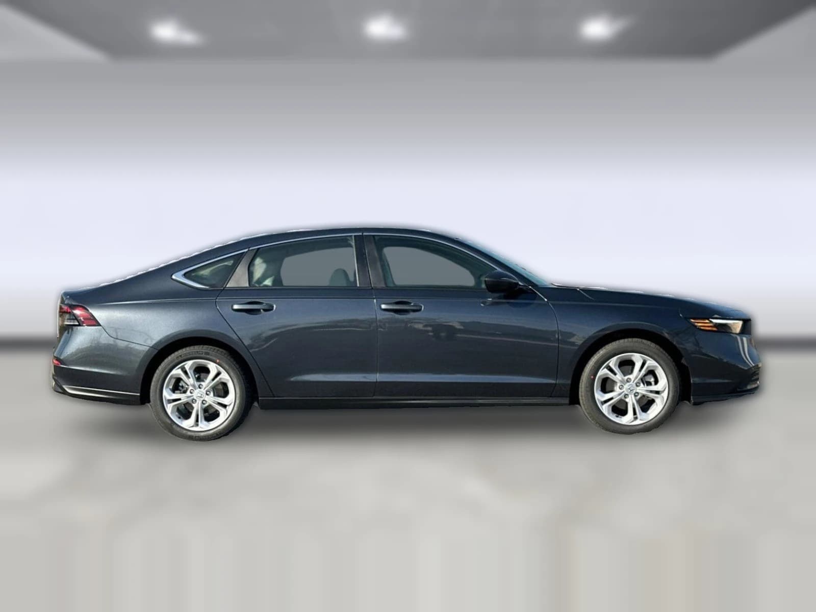 Honda Accord Sedan LX CVT 2026 — side view
