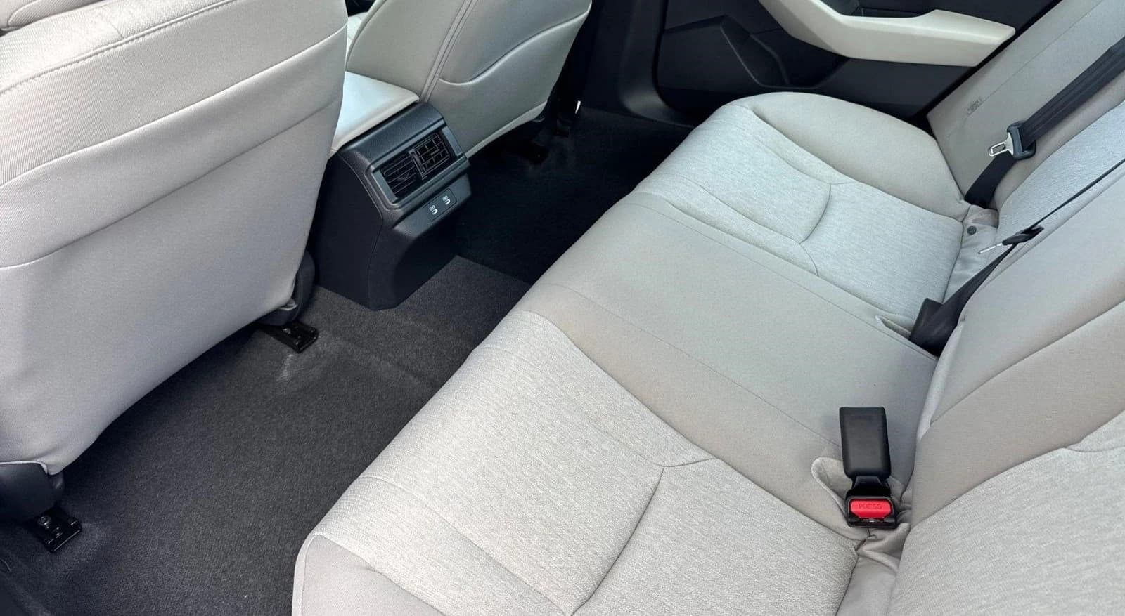 Honda Accord Sedan LX CVT 2026 — side view