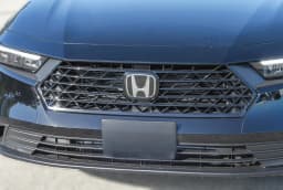 Honda Accord Sedan LX CVT 2026 — side view