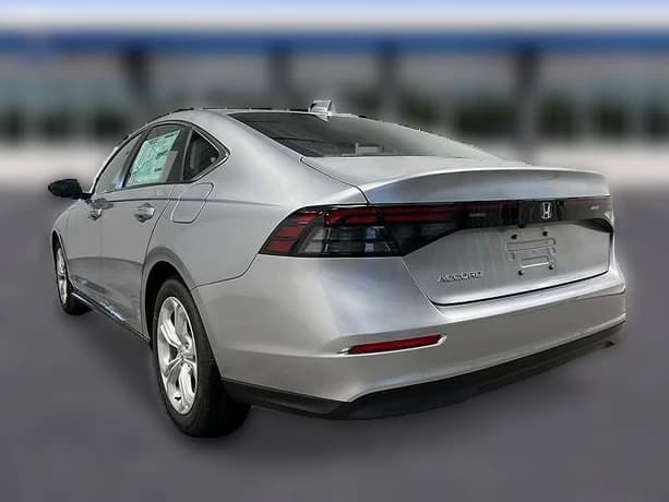 Honda Accord Sedan LX CVT 2026 — side view