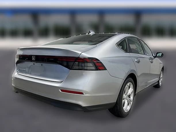 Honda Accord Sedan LX CVT 2026 — side view