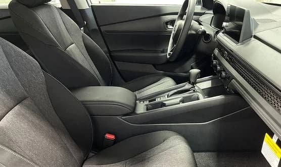 Honda Accord Sedan LX CVT 2026 — side view