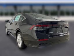 Honda Accord Sedan LX CVT 2026 — side view