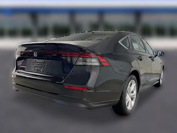 Honda Accord Sedan LX CVT 2026 — side view