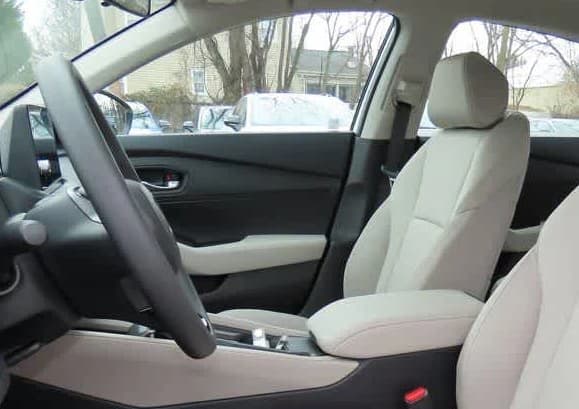 Honda Accord Sedan LX CVT 2026 — side view