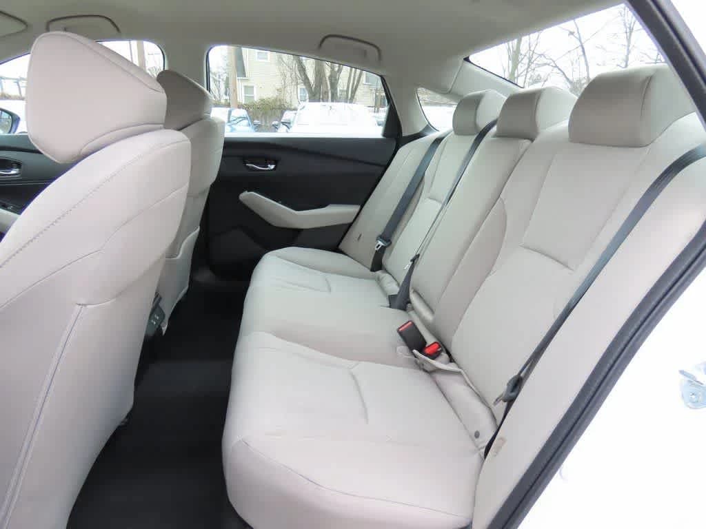 Honda Accord Sedan LX CVT 2026 — side view