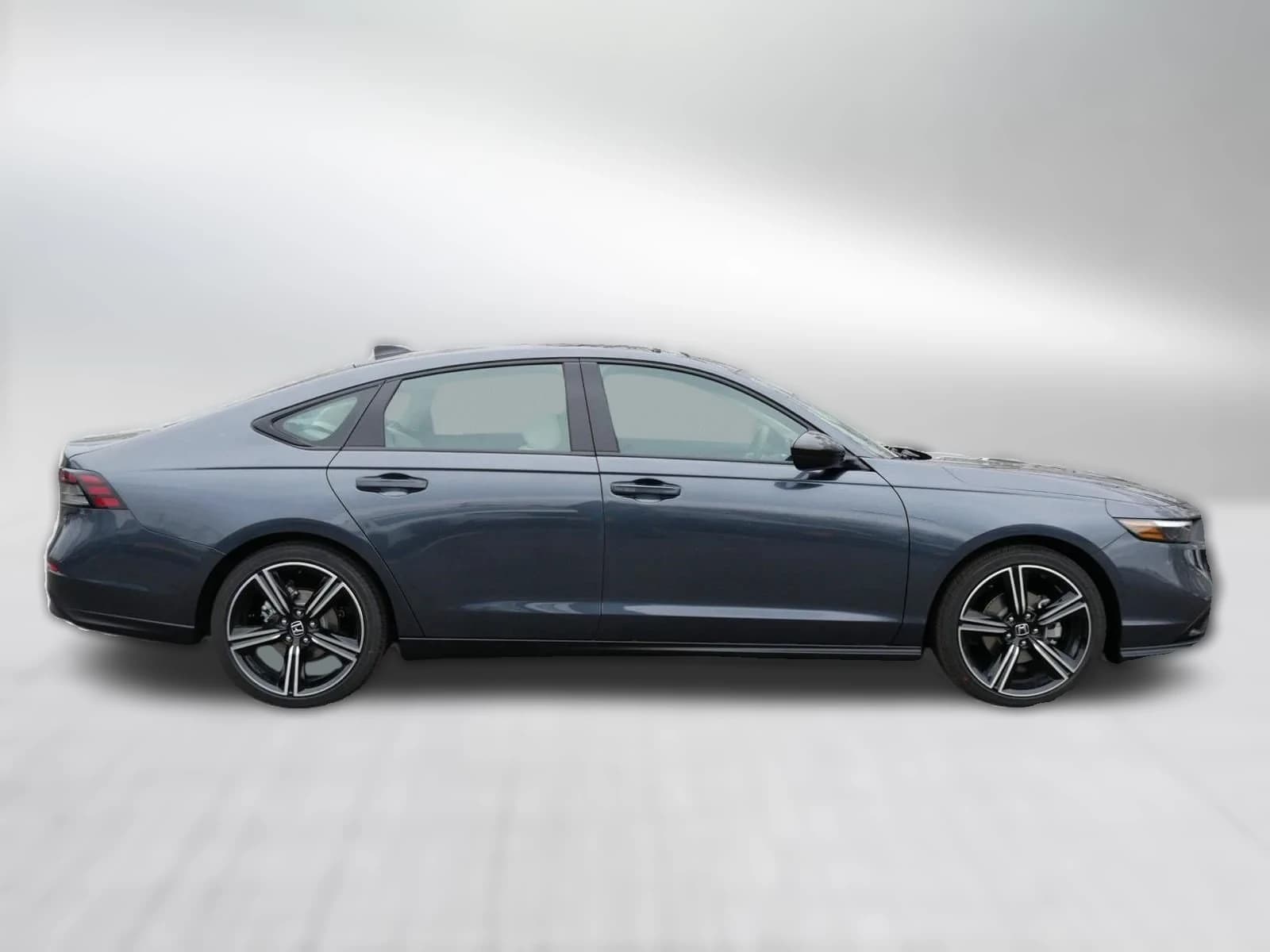 Honda Accord Sedan SE CVT 2026 — side view