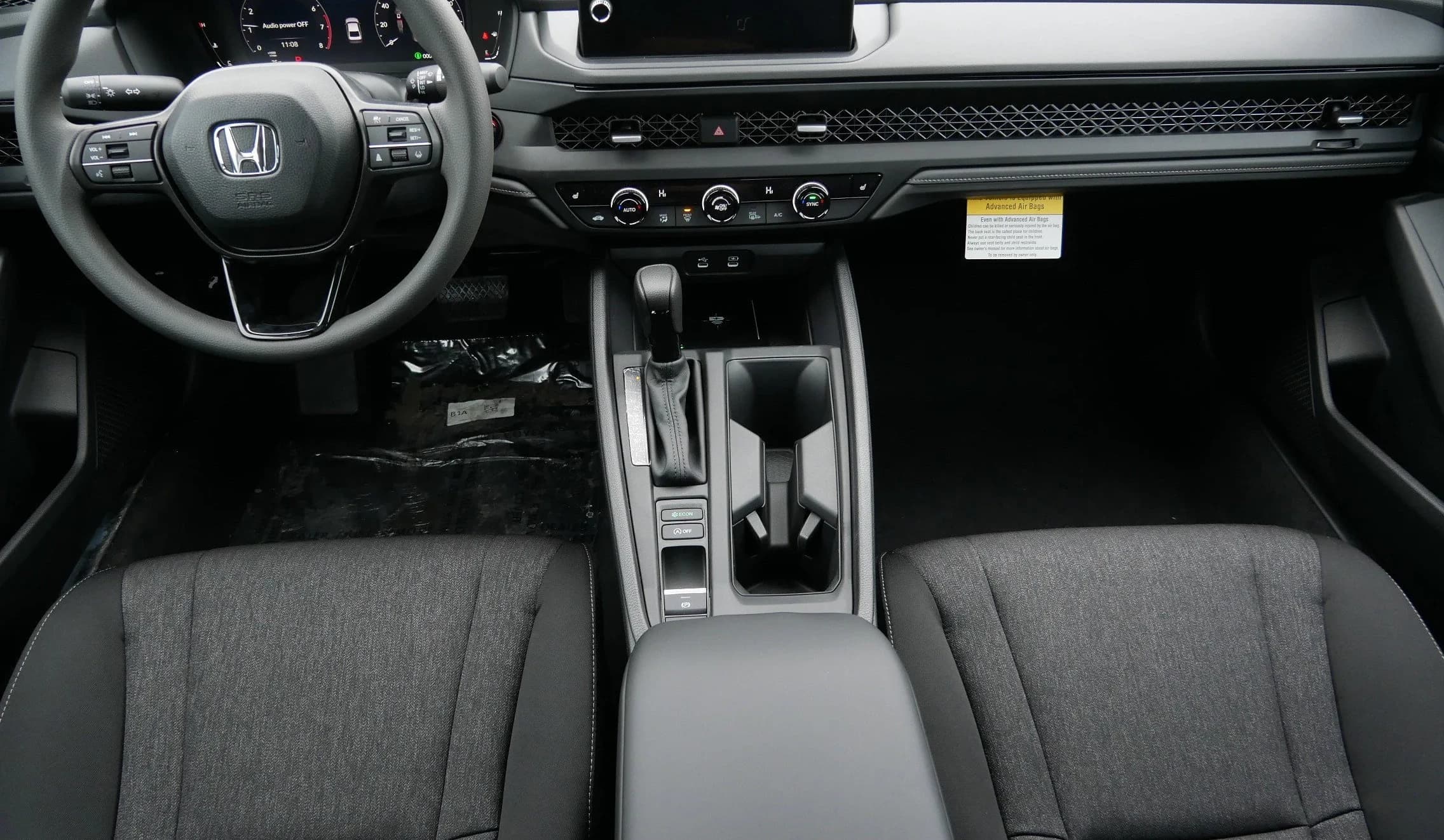 Honda Accord Sedan SE CVT 2026 — side view