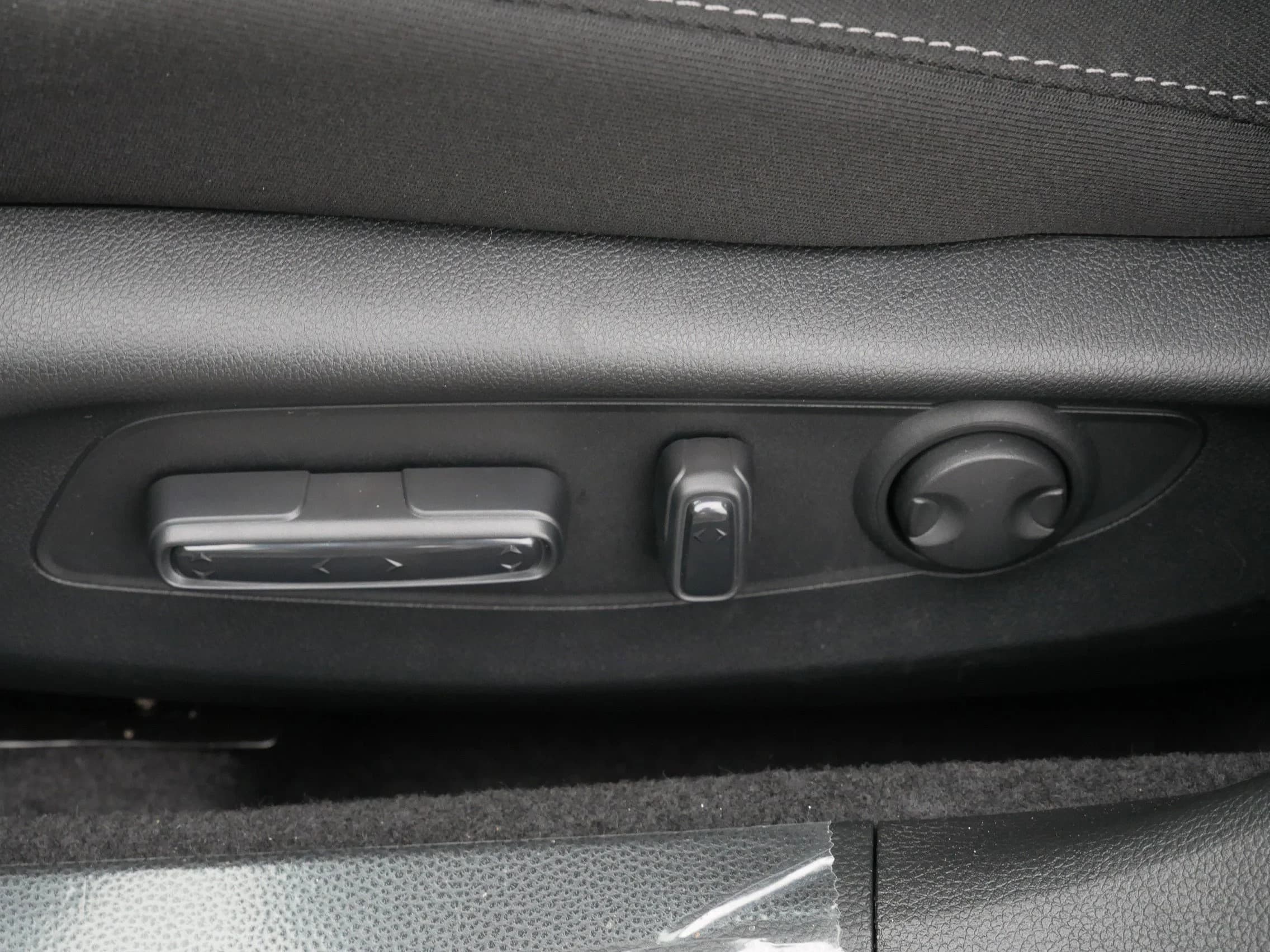 Honda Accord Sedan SE CVT 2026 — side view