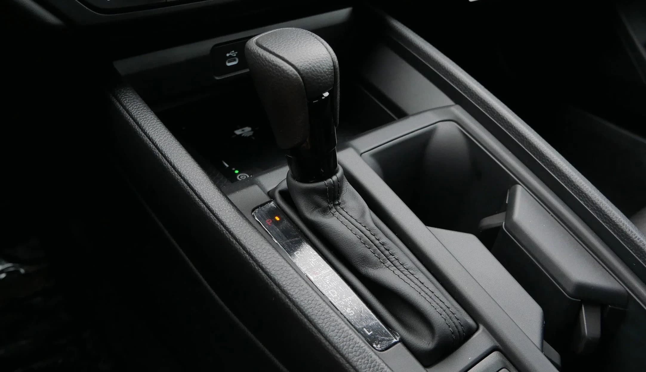 Honda Accord Sedan SE CVT 2026 — side view