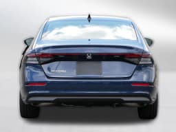 Honda Accord Sedan SE CVT 2026 — side view