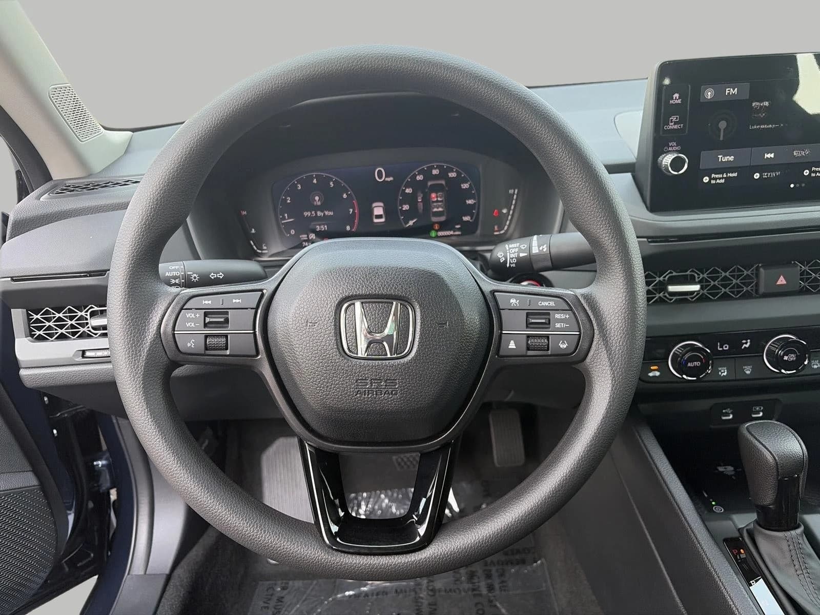 Honda Accord Sedan SE CVT 2026 — side view