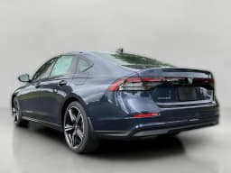 Honda Accord Sedan SE CVT 2026 — side view