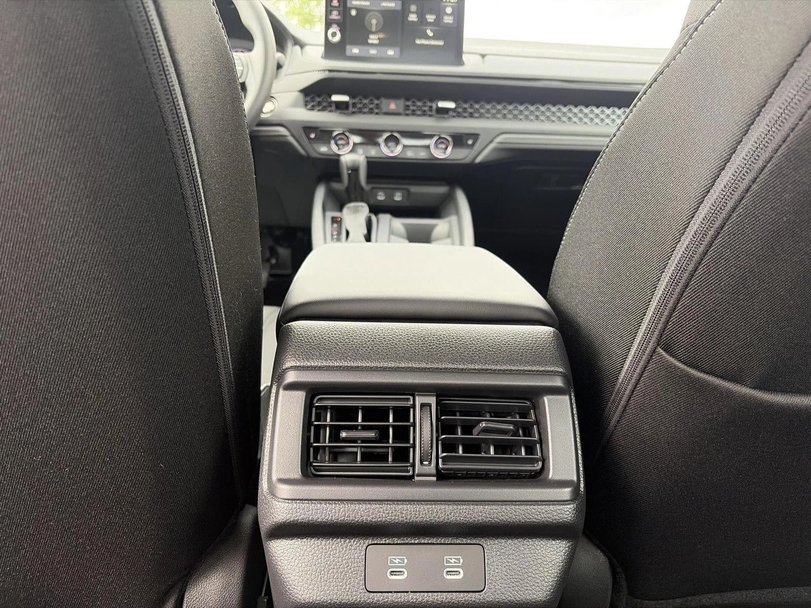 Honda Accord Sedan SE CVT 2026 — side view