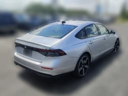 Honda Accord Sedan SE CVT 2026 — side view