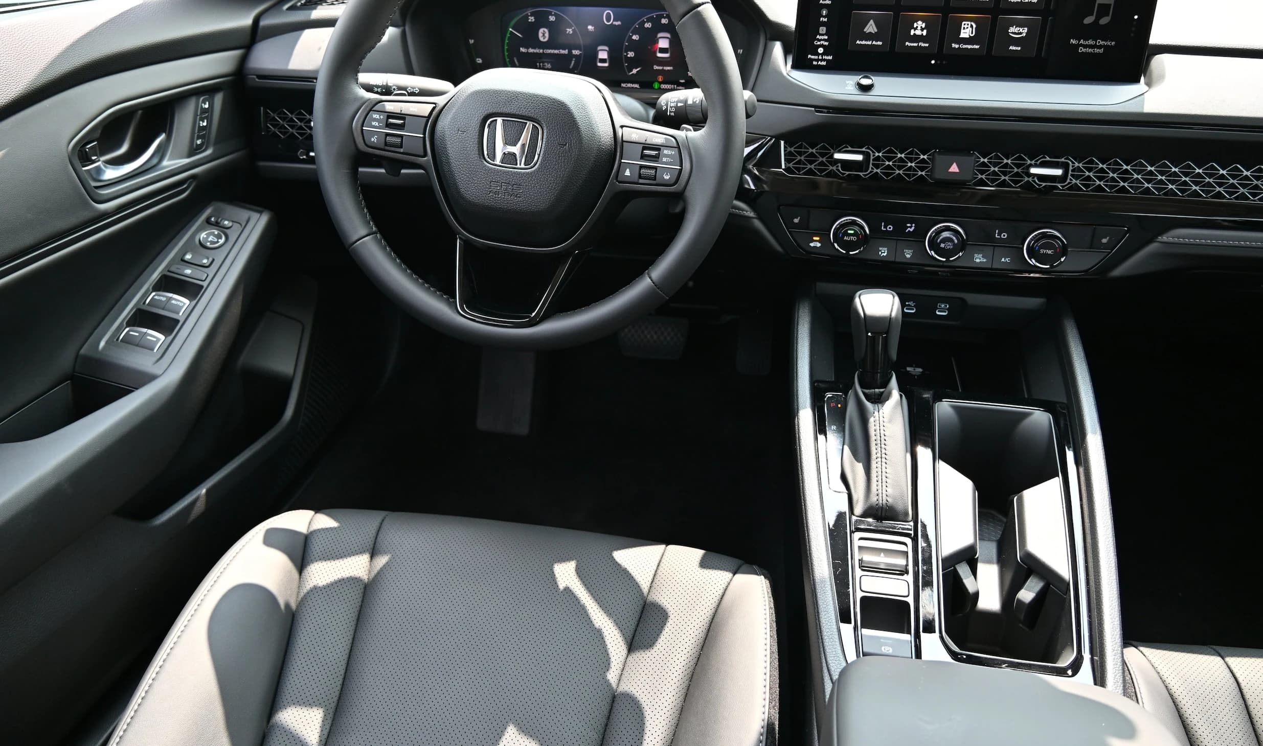 Honda Accord Hybrid EX-L Sedan 2026 — side view