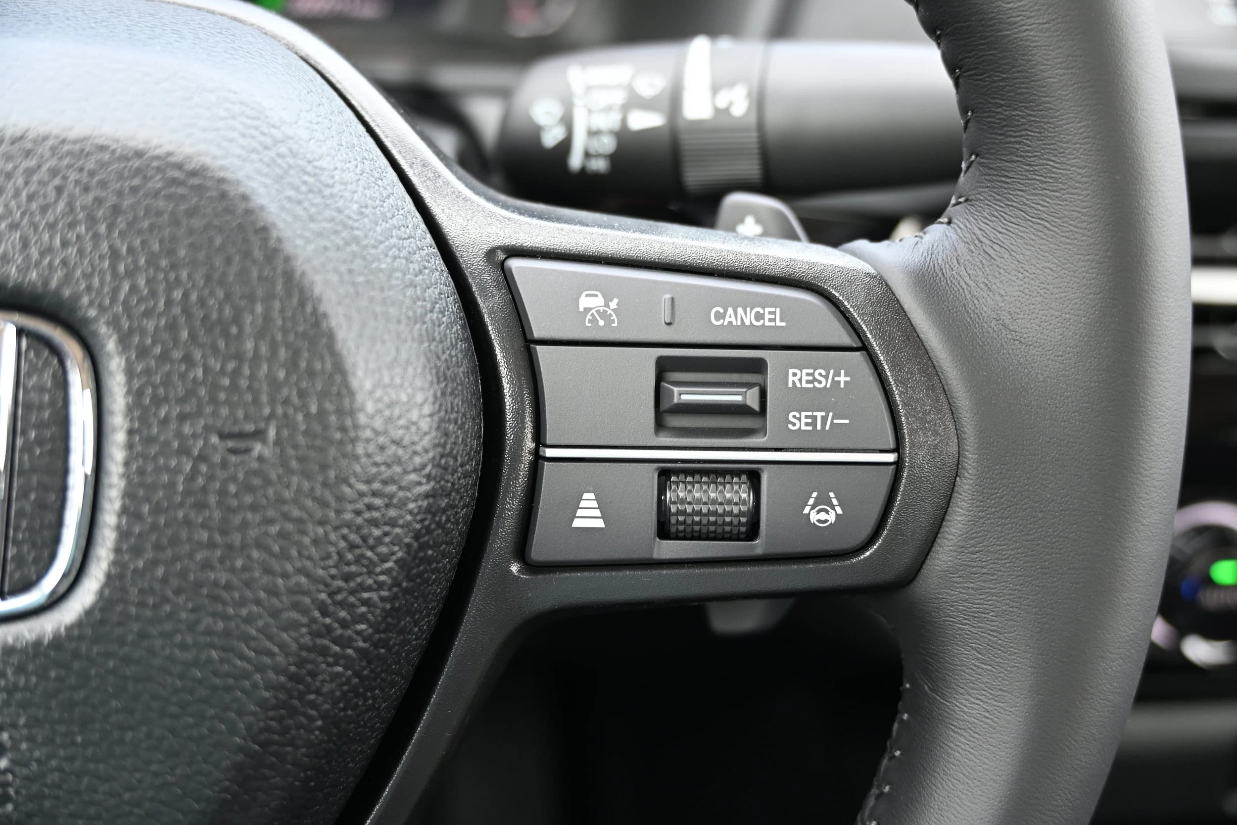 Honda Accord Hybrid EX-L Sedan 2026 — side view