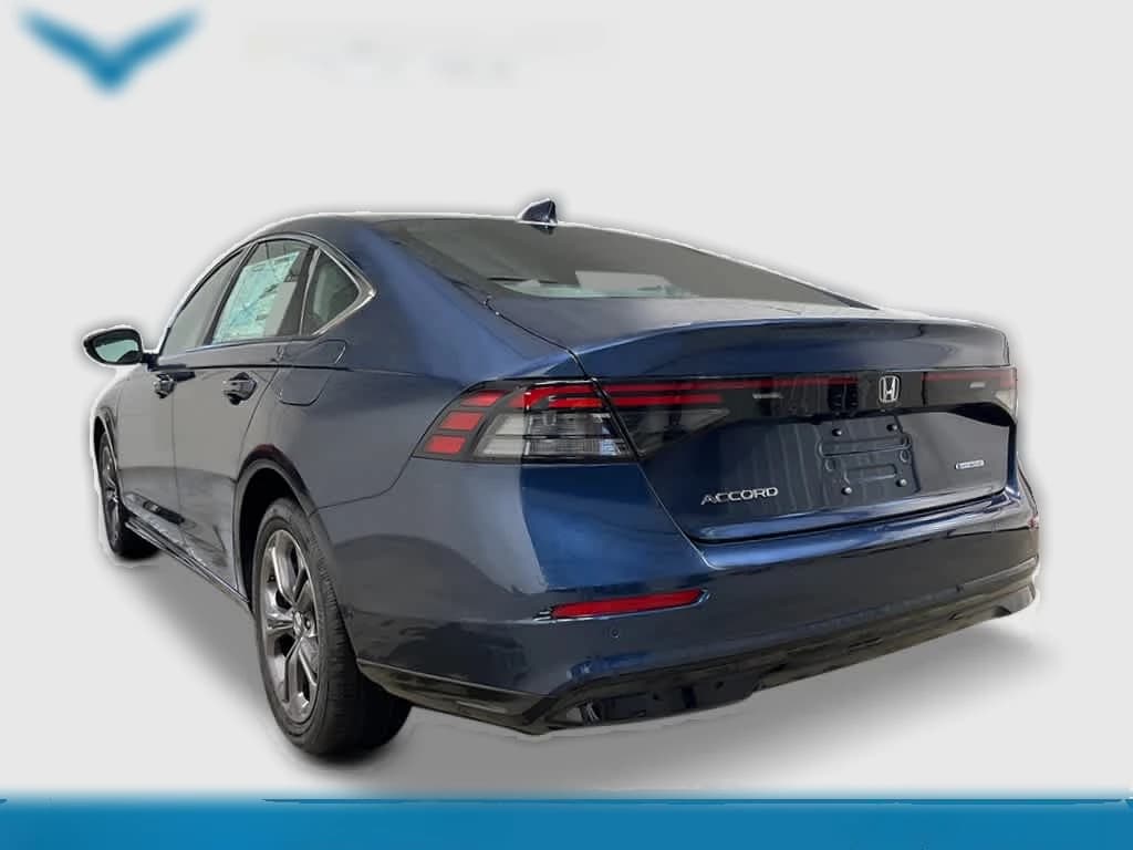 Honda Accord Hybrid EX-L Sedan 2026 — side view