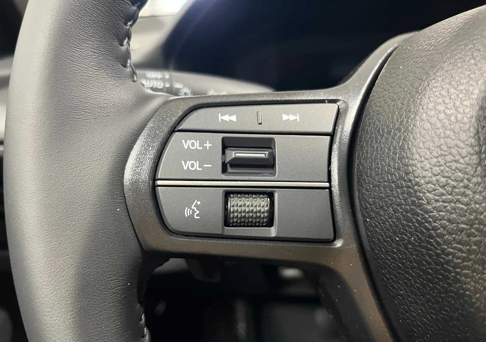 Honda Accord Hybrid EX-L Sedan 2026 — side view
