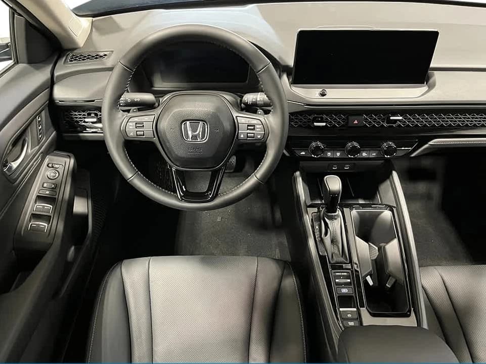 Honda Accord Hybrid EX-L Sedan 2026 — side view