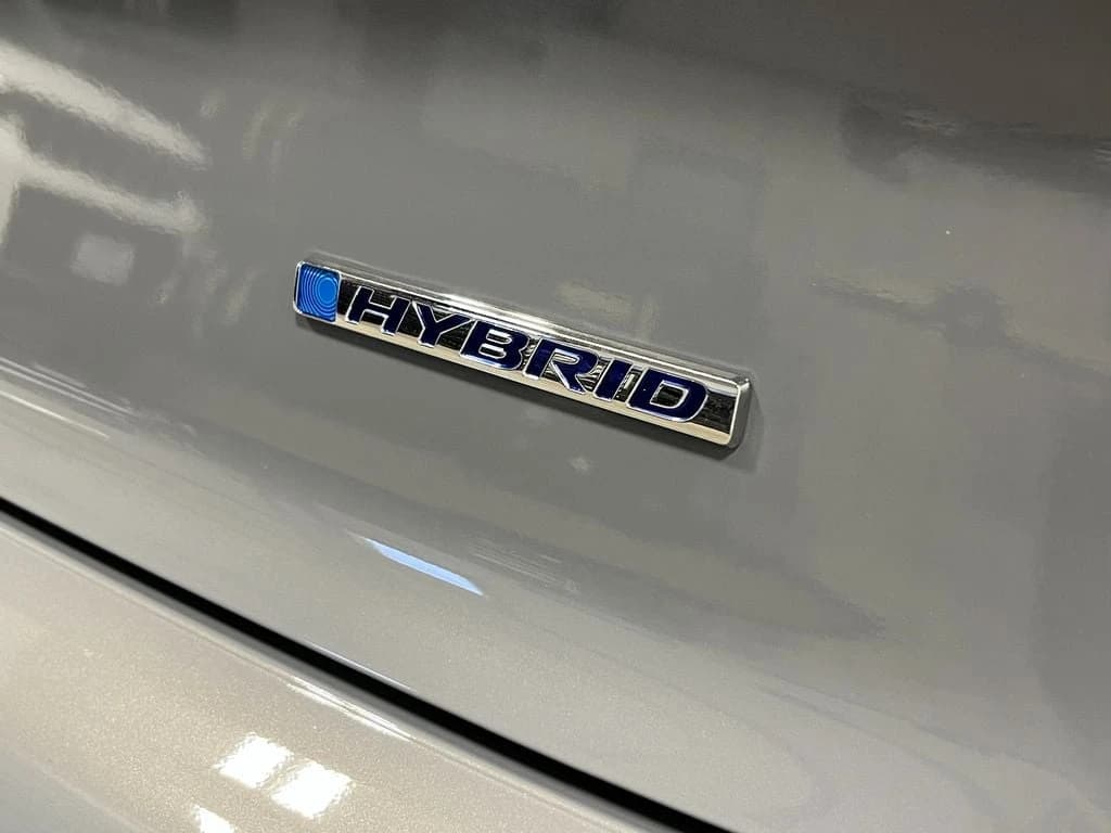 Honda Accord Hybrid EX-L Sedan 2026 — side view