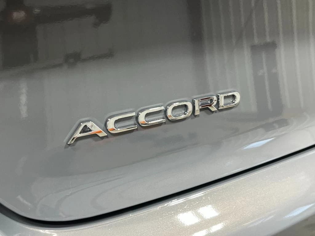 Honda Accord Hybrid EX-L Sedan 2026 — side view