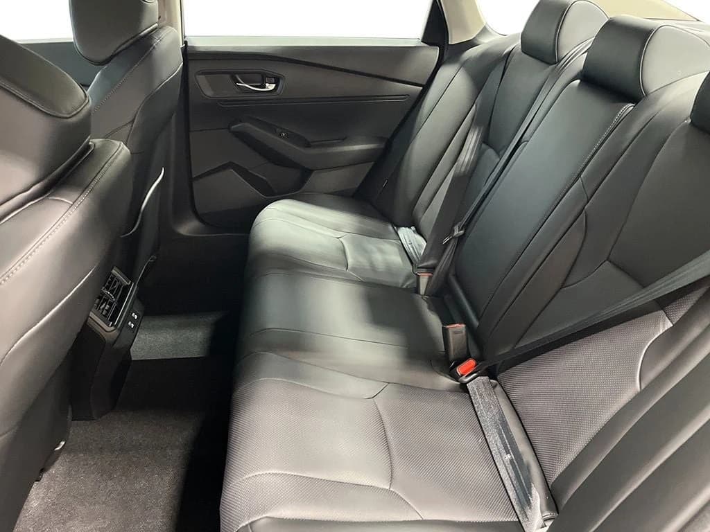 Honda Accord Hybrid EX-L Sedan 2026 — side view