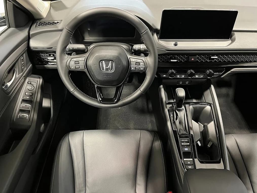Honda Accord Hybrid EX-L Sedan 2026 — side view